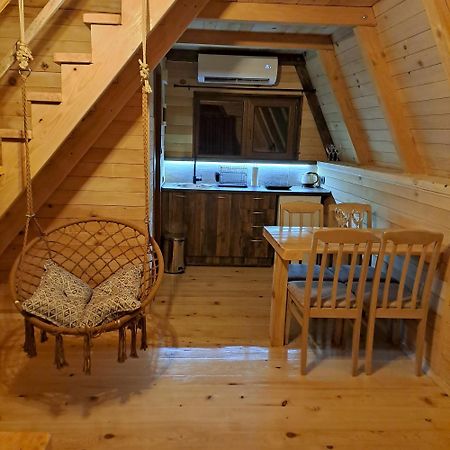 Wooden Cottages Konak Savnik ภายนอก รูปภาพ