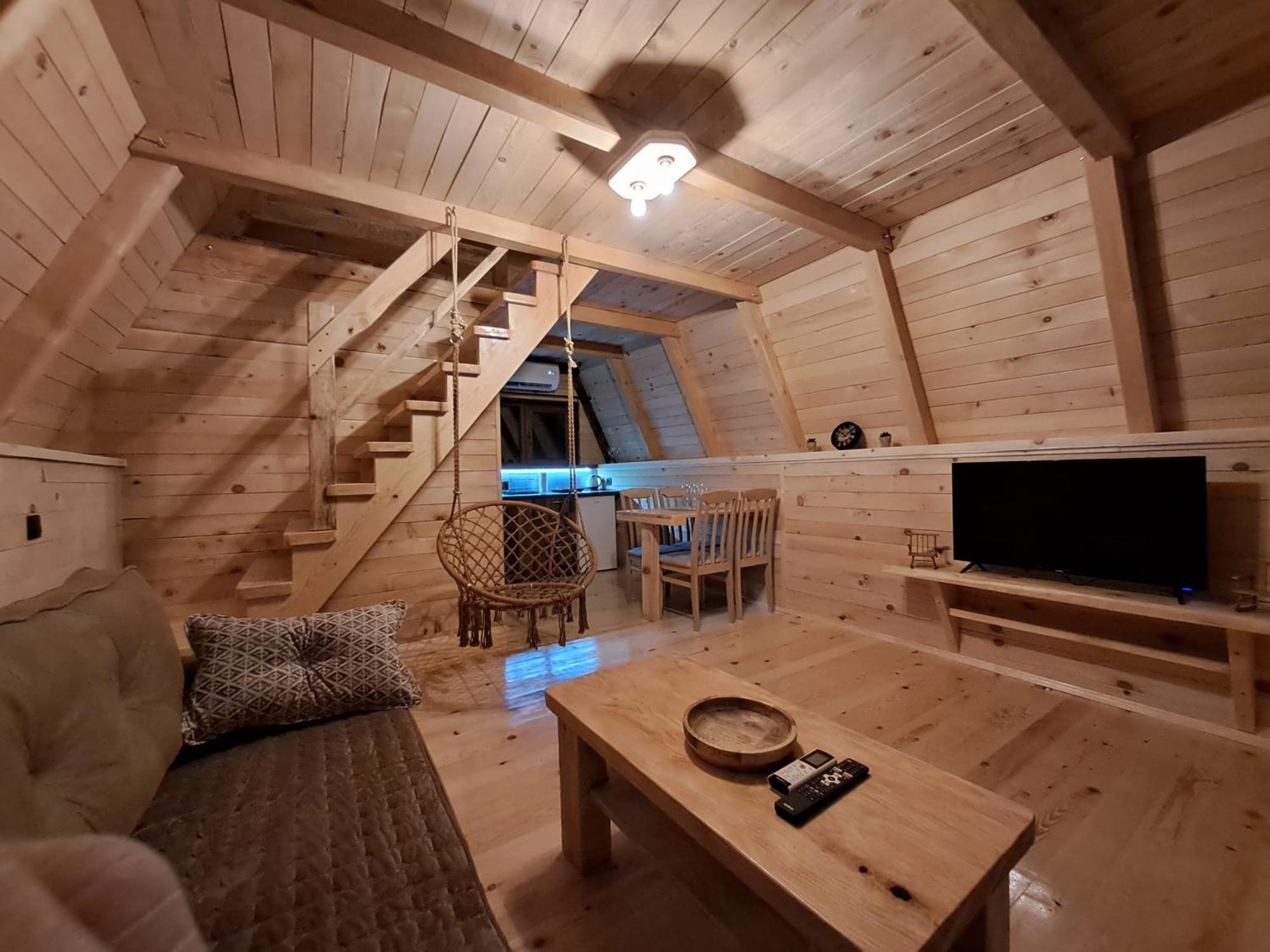 Wooden Cottages Konak Savnik ภายนอก รูปภาพ