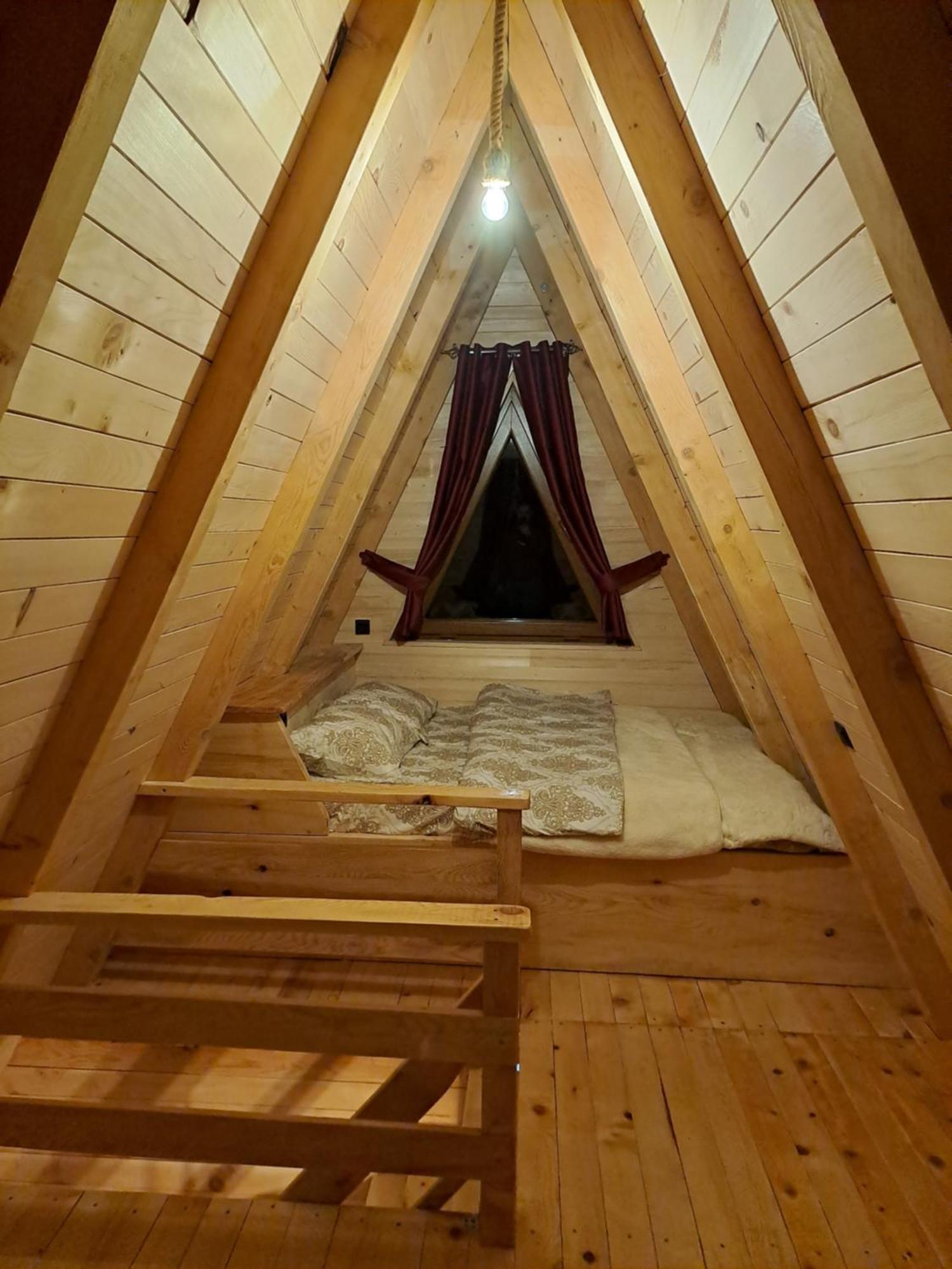 Wooden Cottages Konak Savnik ภายนอก รูปภาพ