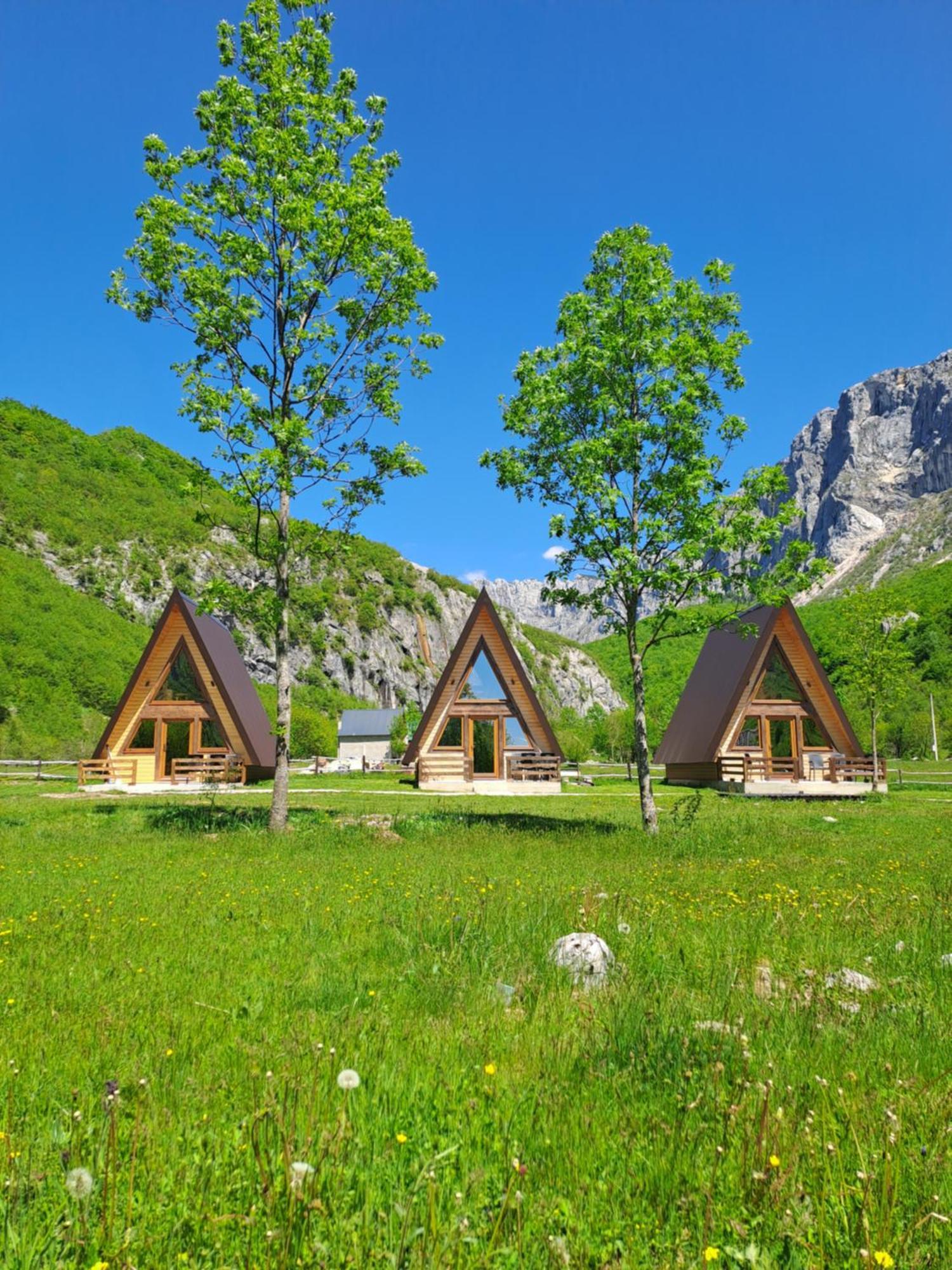 Wooden Cottages Konak Savnik ภายนอก รูปภาพ